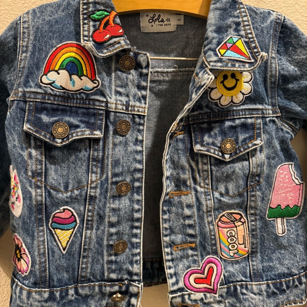 Lola + the Boys All About that Patch Jean Jacket Cropped Size 8 - Picture 4 of 4